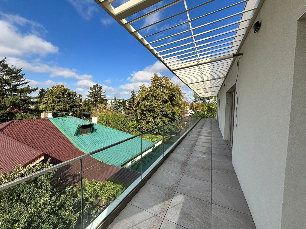 Apartament 3 Camere I Terasa 80mp I Loc Parcare