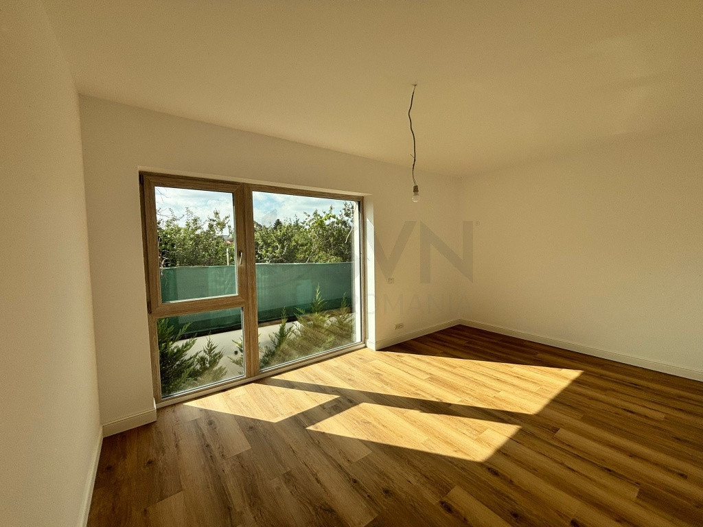 4 Camere I Spatios I Loc Parcare