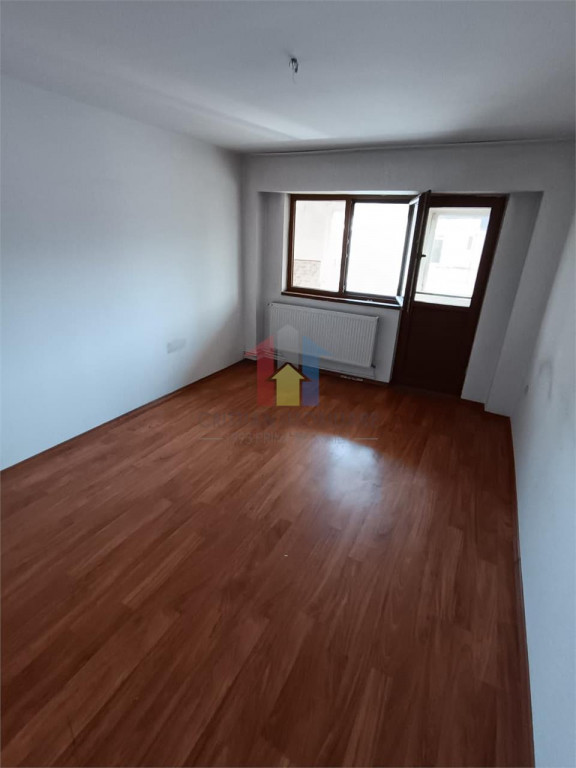 Spatios! 2 camere Confort 1 Decomandat, izolat termic, zona