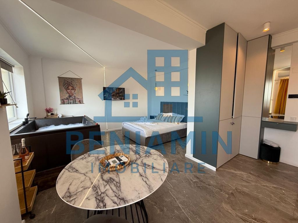 Garsoniera cu Jacuzzi-Vedere panoramica-Investitie regim ...