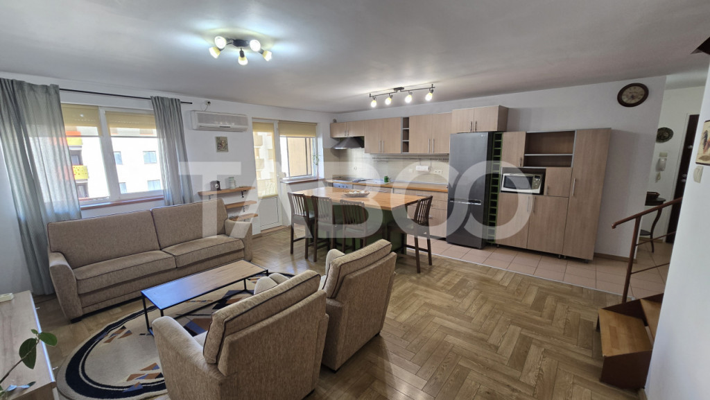 Apartament de vanzare 89mp 3 camere 2 bai si balcon zona Rah