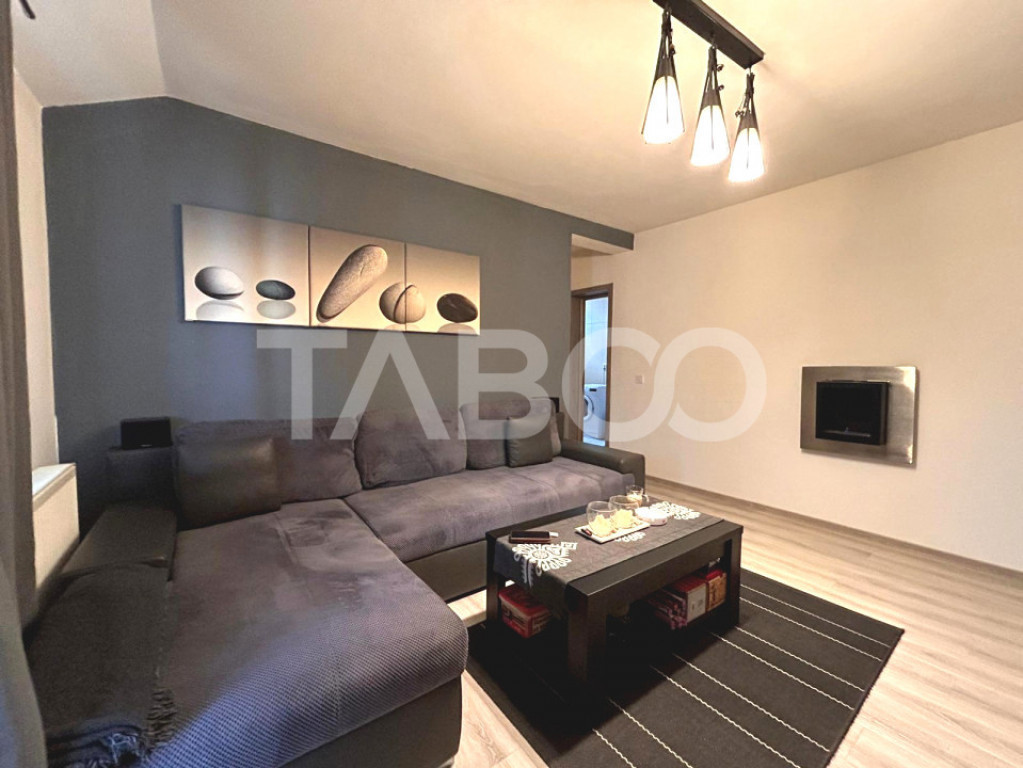 Apartament de vanzare 2 camere mobilat utilat balcon parcare