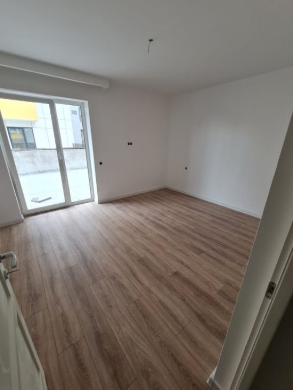 Apartament de vanzare, cu 2 camere, 51 mp, zona AMA Reziden