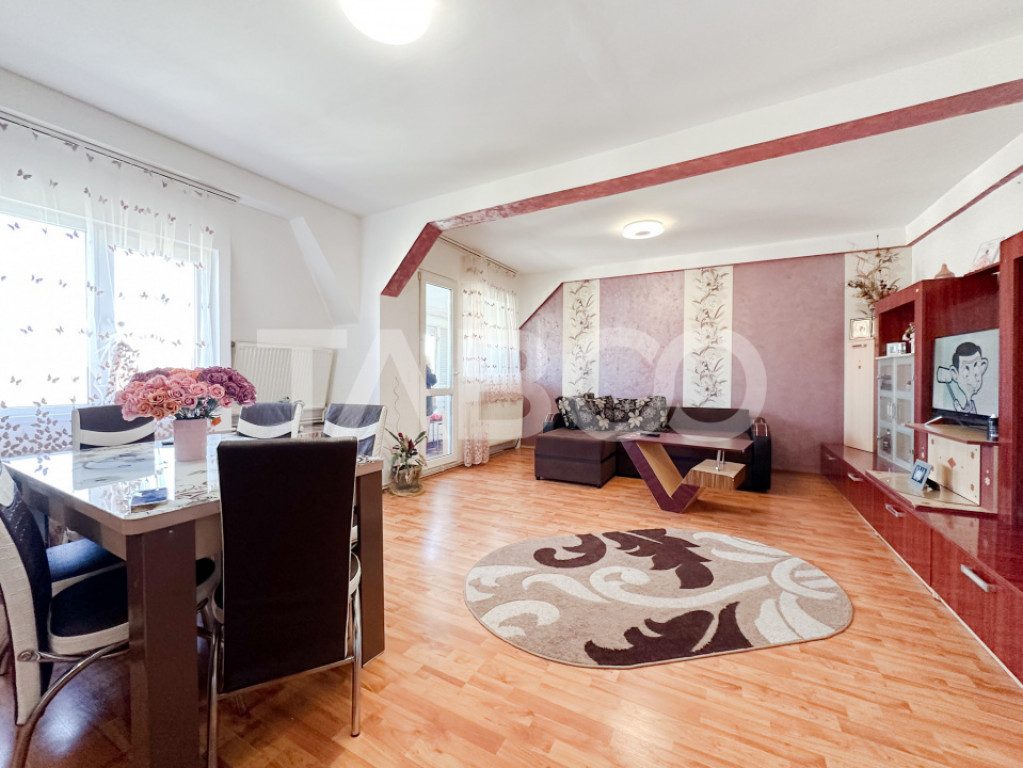 Mansarda de vanzare cu mutare imediata 85 mpu Zona Mihai Vit