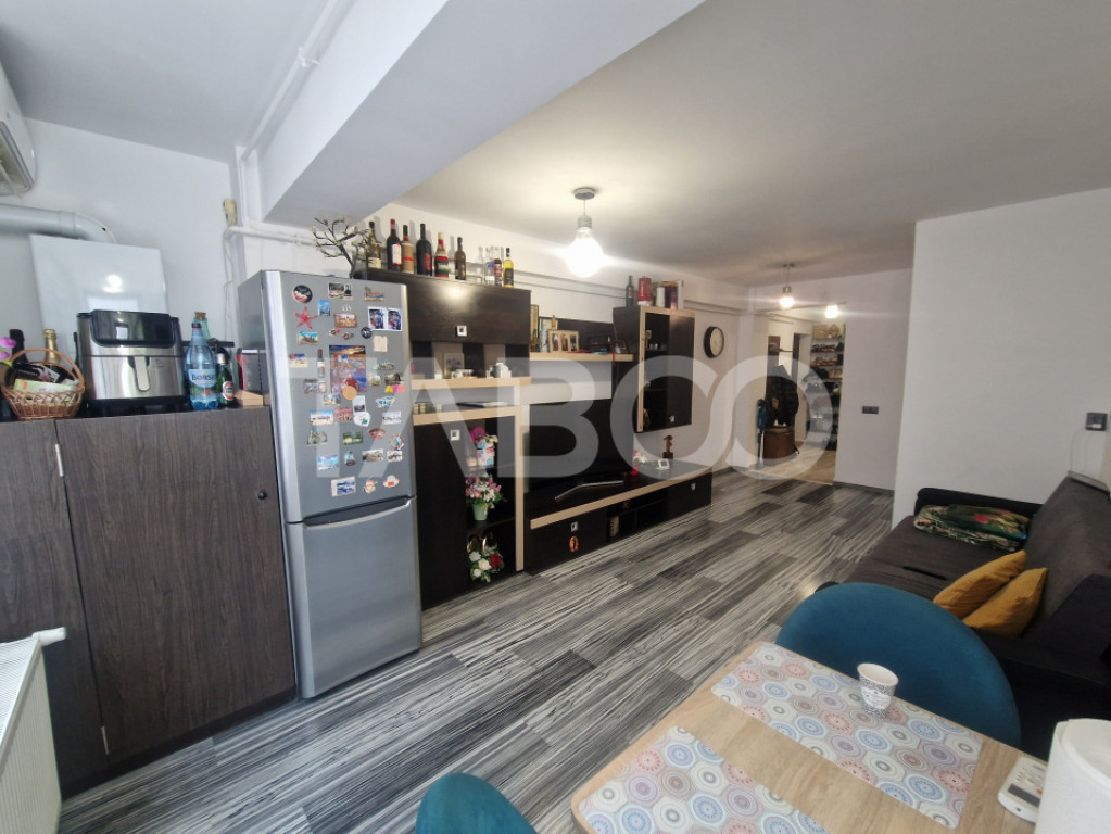 Apartament decomandat 3 camere 59 mp utili etaj 2 Doamna Sta
