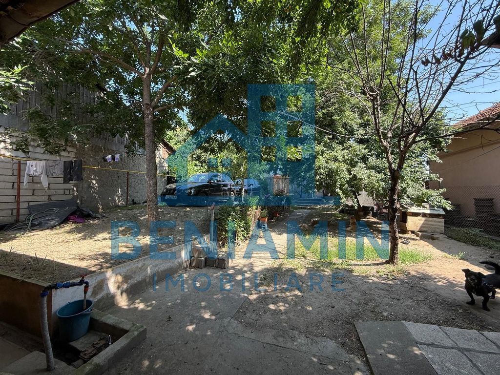 Casa batraneasca cu teren 432mp-Brestei pe principala-Poz...