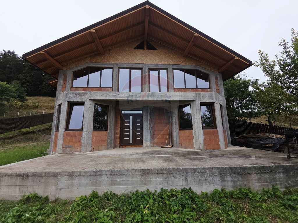 Casă de vânzare – Bistrița, zona Alexandru cel Bun