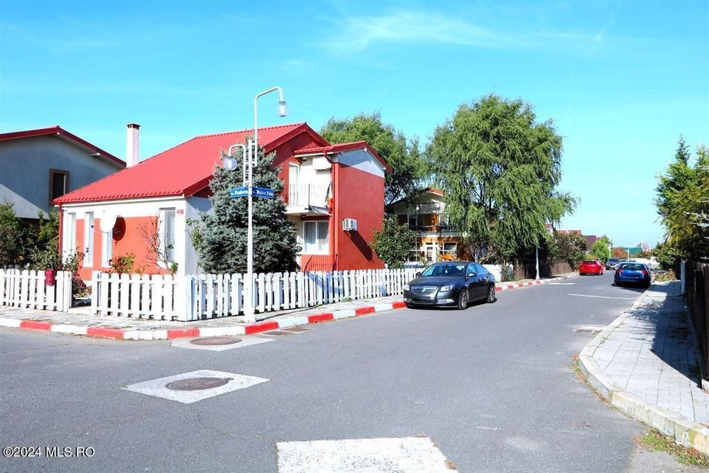 Cumpana - Del Sole, Str. Padova 4, vila P+M, teren pe col...