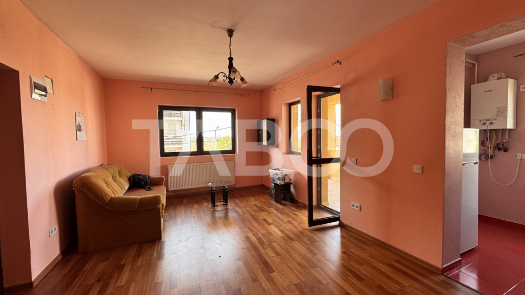 Apartament cu 2 camere de inchiriat mobilat utilat 50mpu Til