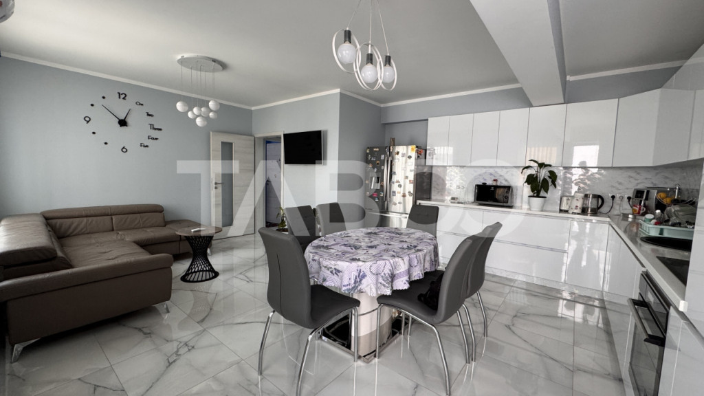 Apartament cu 3 camere de vanzare 80mp mobilat utilat terasa