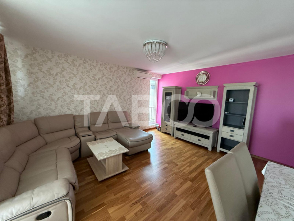 De vanzare apartament cu 3 camere la cheie si parcare Andrei