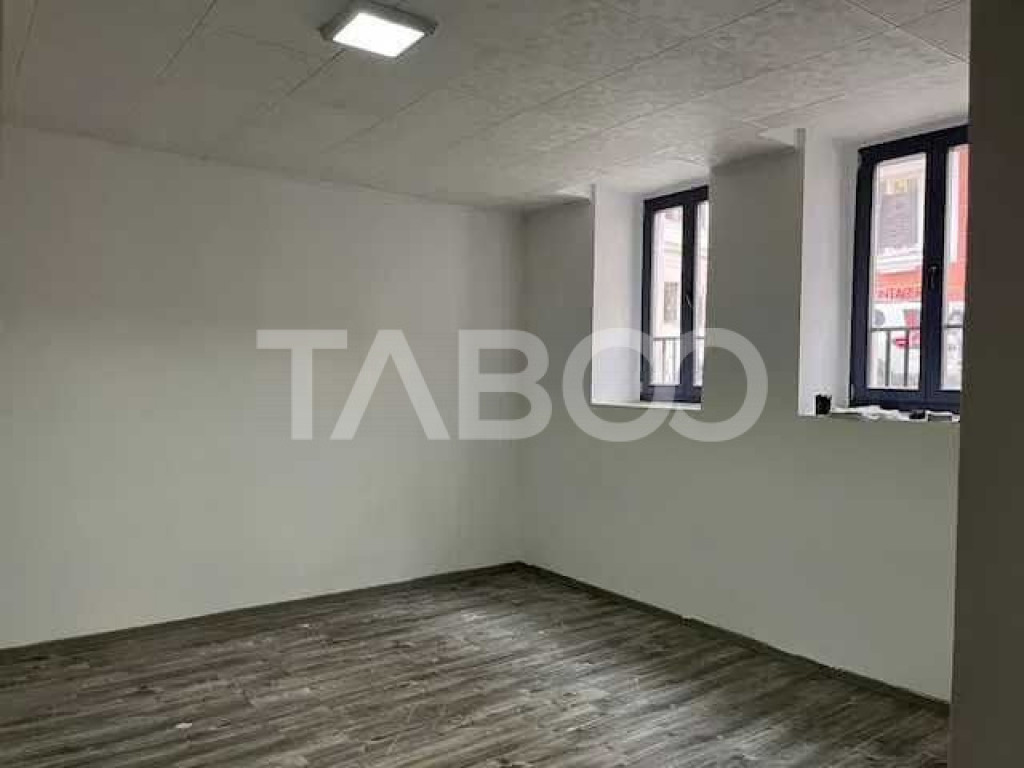 Spatiu ultracentral de inchiriat pretabil birouri sau magazi