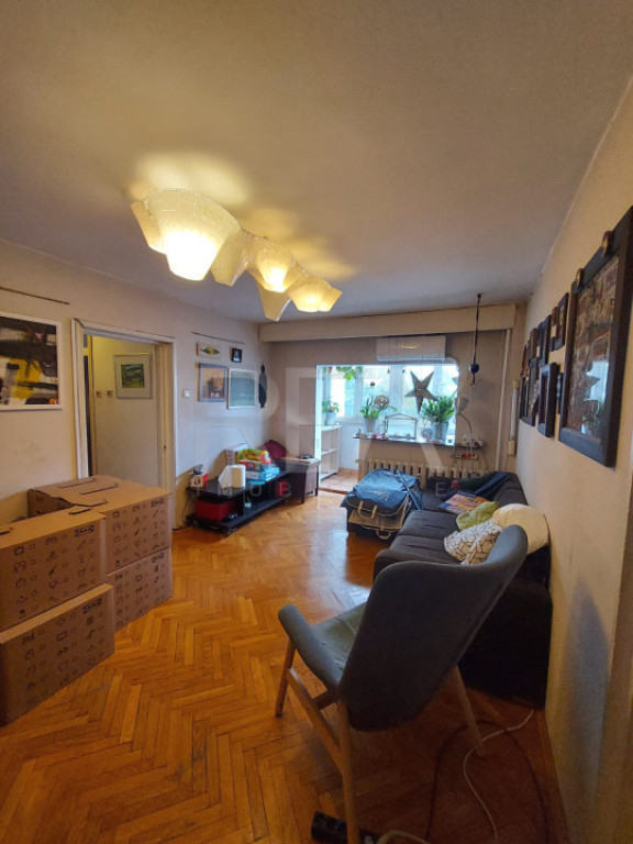 Stefan cel Mare - 1980 - 1/10 - metrou