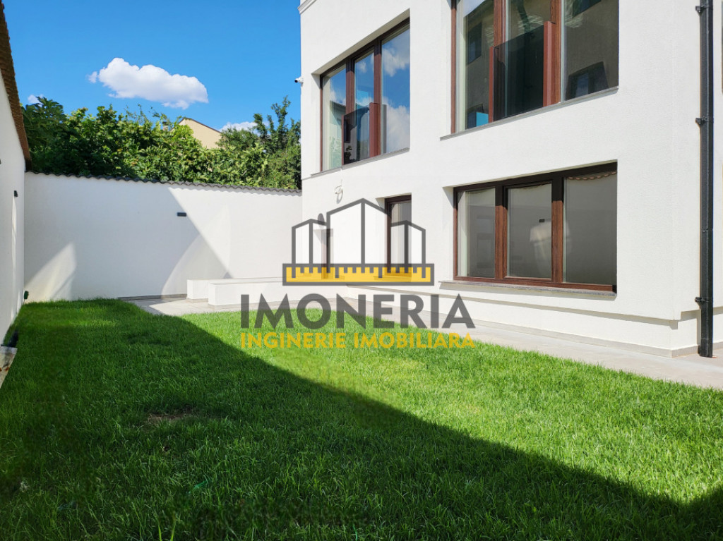 Vila singulara 5-6 cam-comision 0%- 600m Auchan Titan - 250m