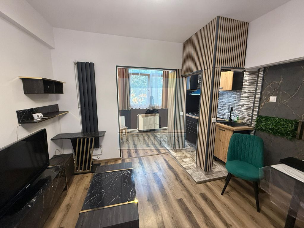 Apartament 3 camere -zona Brasovul Vechi