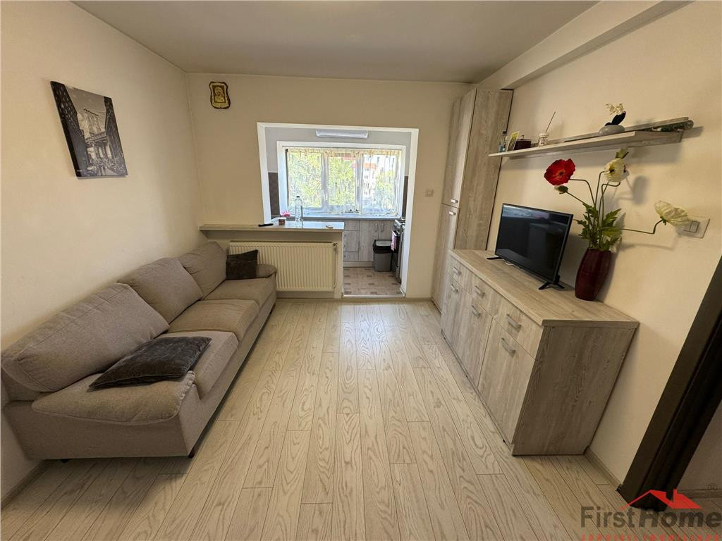 Apartament 2 camere transformat in 3, et 3 cu acoperis, zona