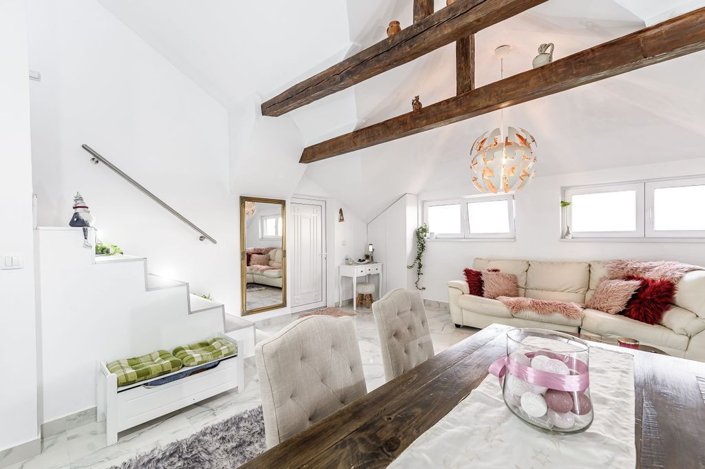 Apartament tip Samantha – 3 camere, Bujac / Preț repoz...