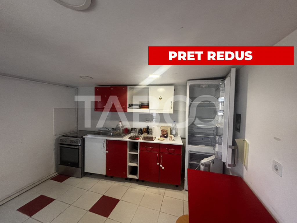 Casa de vanzare 3 camere curte libera de 90 mp zona Gusterit