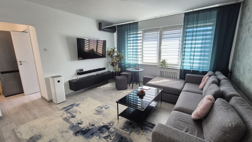 Apartament Smart Home cu 3 camere pe bd. Ion Mihalache