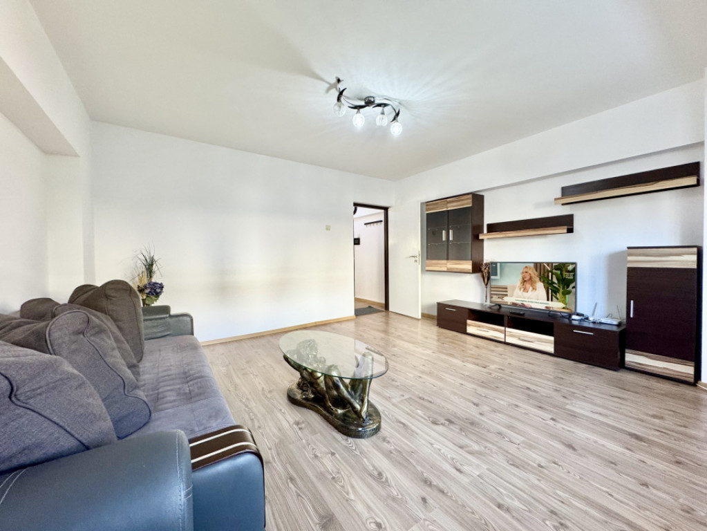 Apartament 2 camere Metrou Piata Unirii, ideal studenti