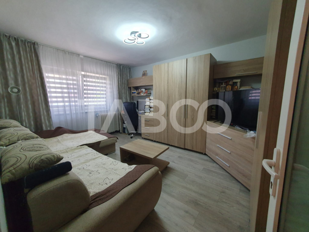 Apartament 2 camere decomandat Bulevardu Unirii la cheie fin