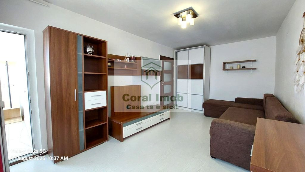 Casa de vanzare,curte individuala, centrala, in Andronach...