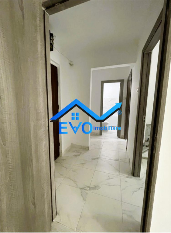 Apartament de , 2 camere , etajul 1 , Podu Ros
