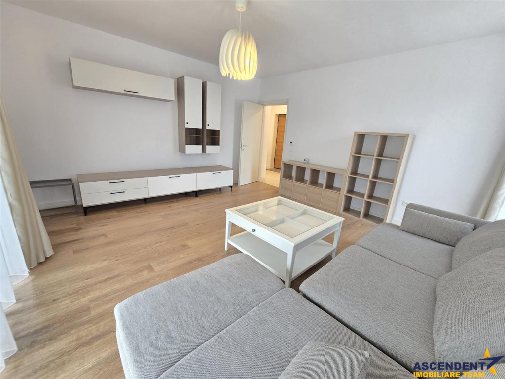 Apartament decomandat, constructie noua, loc de parcare - Un