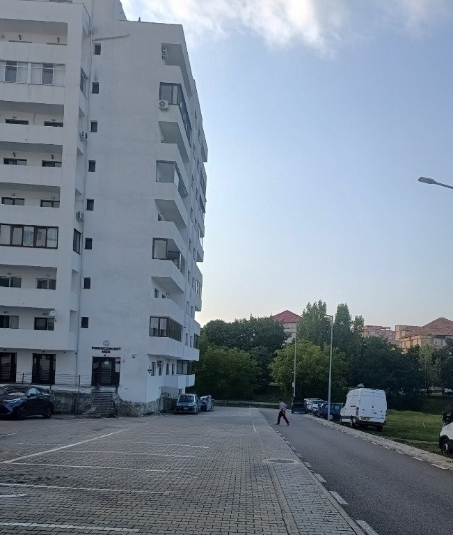 Apartament 3 camere de închiriat Doamna Stanca