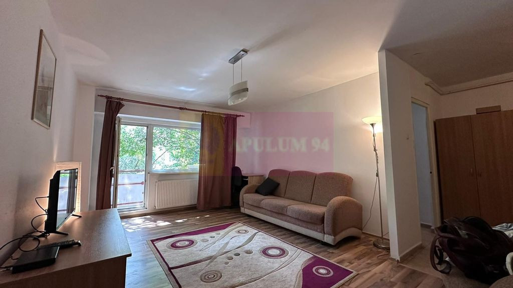 Garsonieră decomandată – Nerva Traian, str. Anastasie...