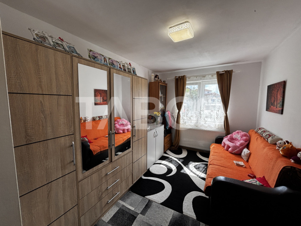 Apartament de vanzare 2 camere etaj intermediar Profi Tiglar