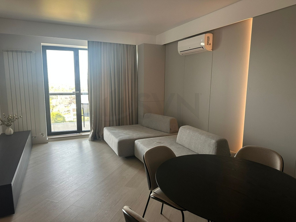 Apartament de inchiriat 2 camere l Cortina North l Mobila...