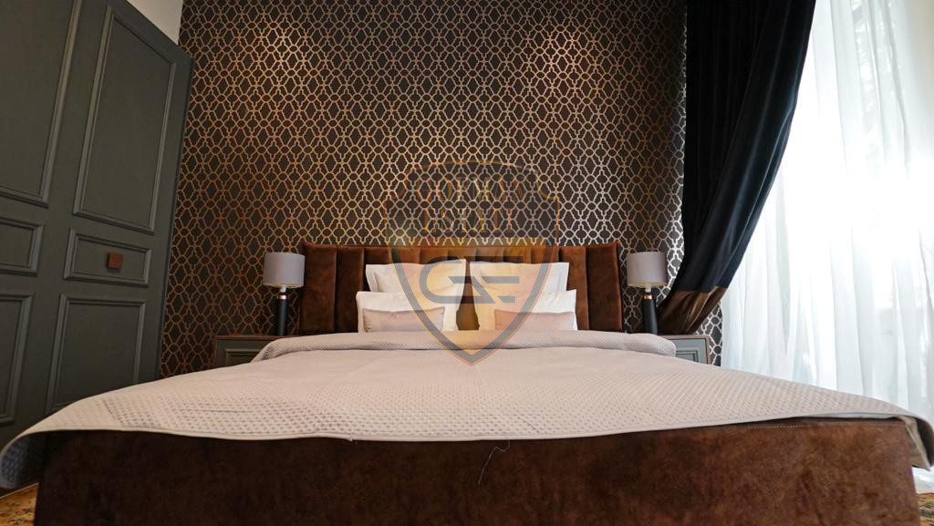 Apartament 3 camere in vila Zona Centrala Piata Ovidiu bld T