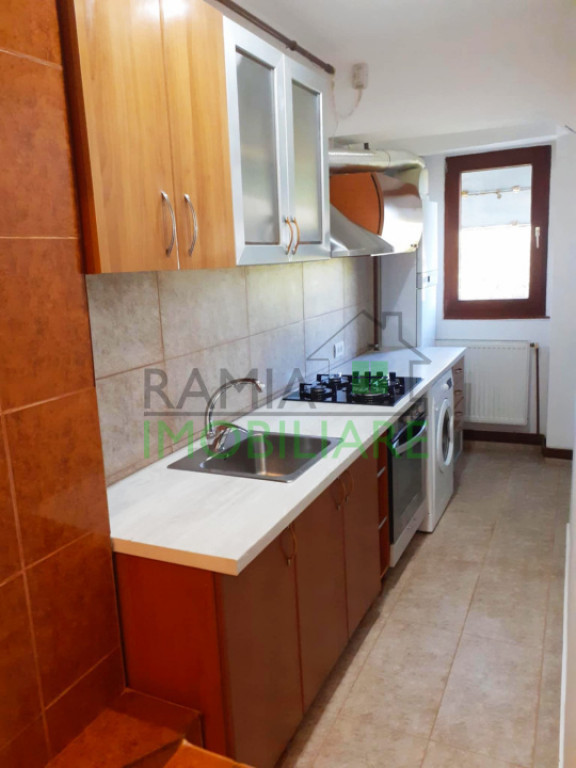 Garsonieră renovată, mobilată & utilată – Craiter, et.