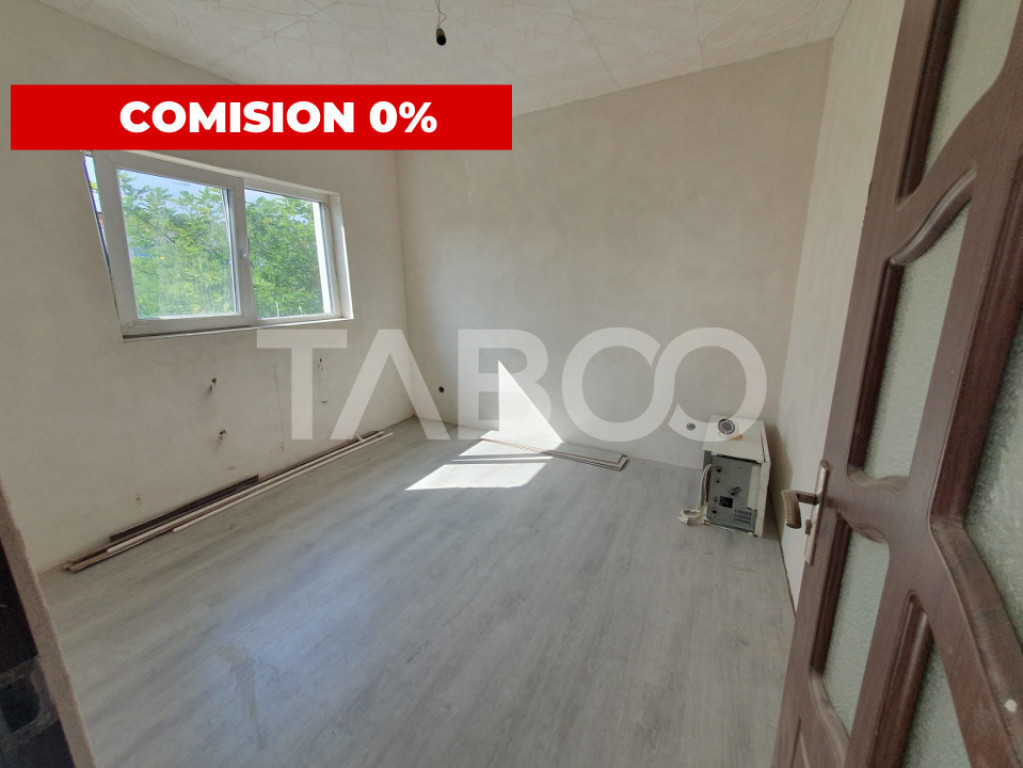 Apartament de vanzare 2 camere 44 mp utili 13 Decembrie bloc