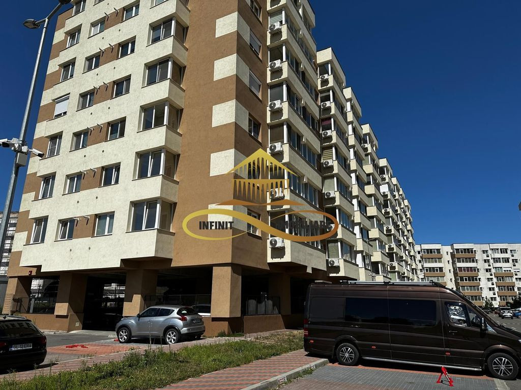 De vanzare - Apartament 3 camere decomandate - 71mp utili...