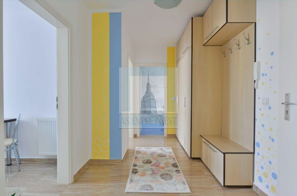 Apartament 2 camere, decomandat, Avantgarden 3