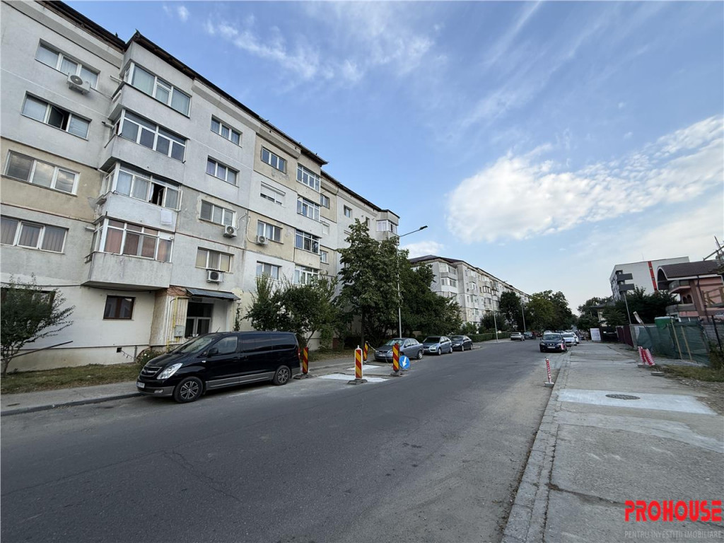 Bloc nou - langa Universitatea Bacovia - 2 camere - mobilat