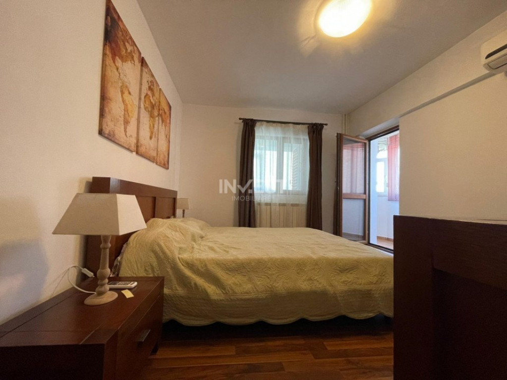 De vanzare! 3 camere, decomandat, zona Pacurari - Alpha Bank