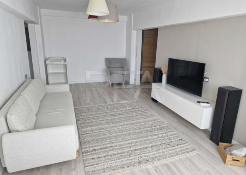 3 camere 10/10, renovat, anvelopat, Bdul Iuliu Maniu -Gorjul