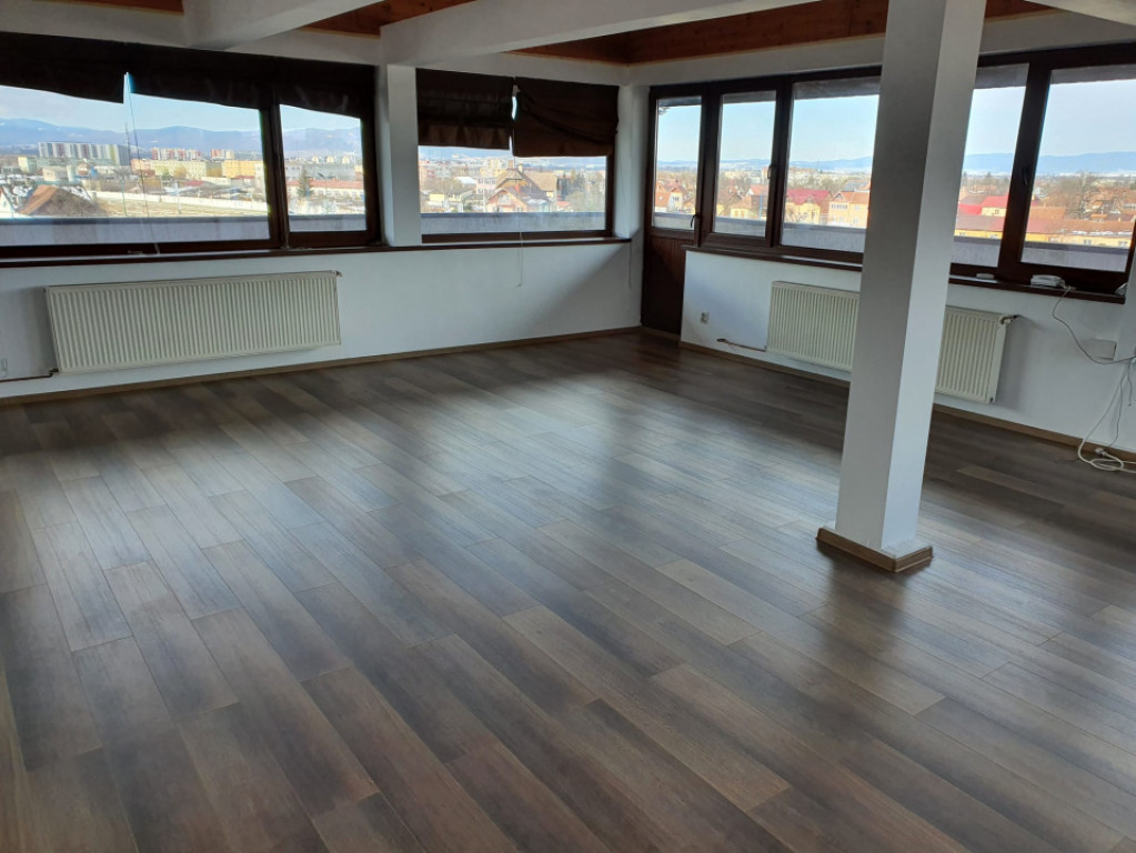 Spatiu Birouri 58 mp Strada Lunga