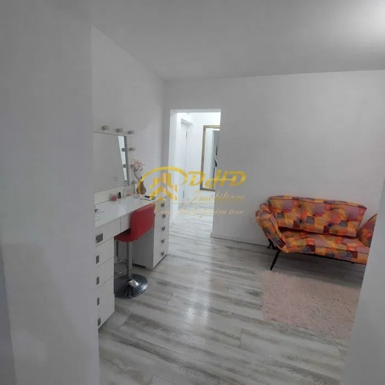 Apartament 2 camere Podu de Piatra