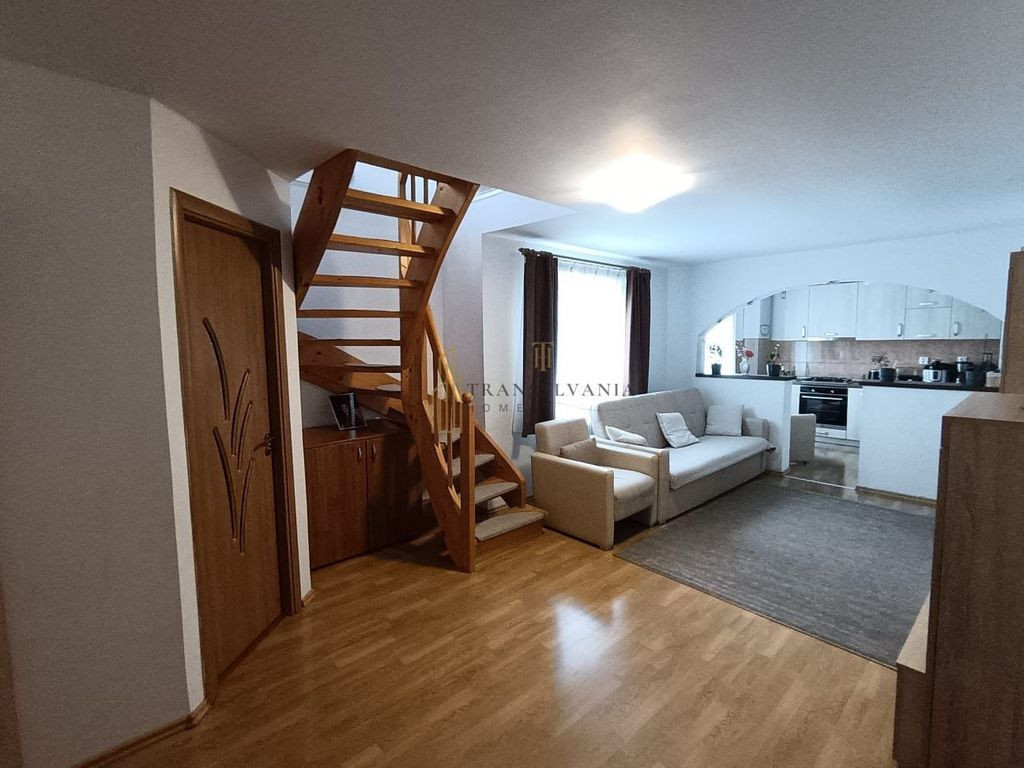 Apartament pe 2 niveluri, Etaj 4, 73mp utili, Cartier Val...