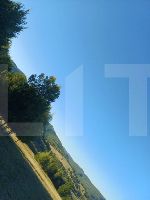 Teren extravila in inima naturii