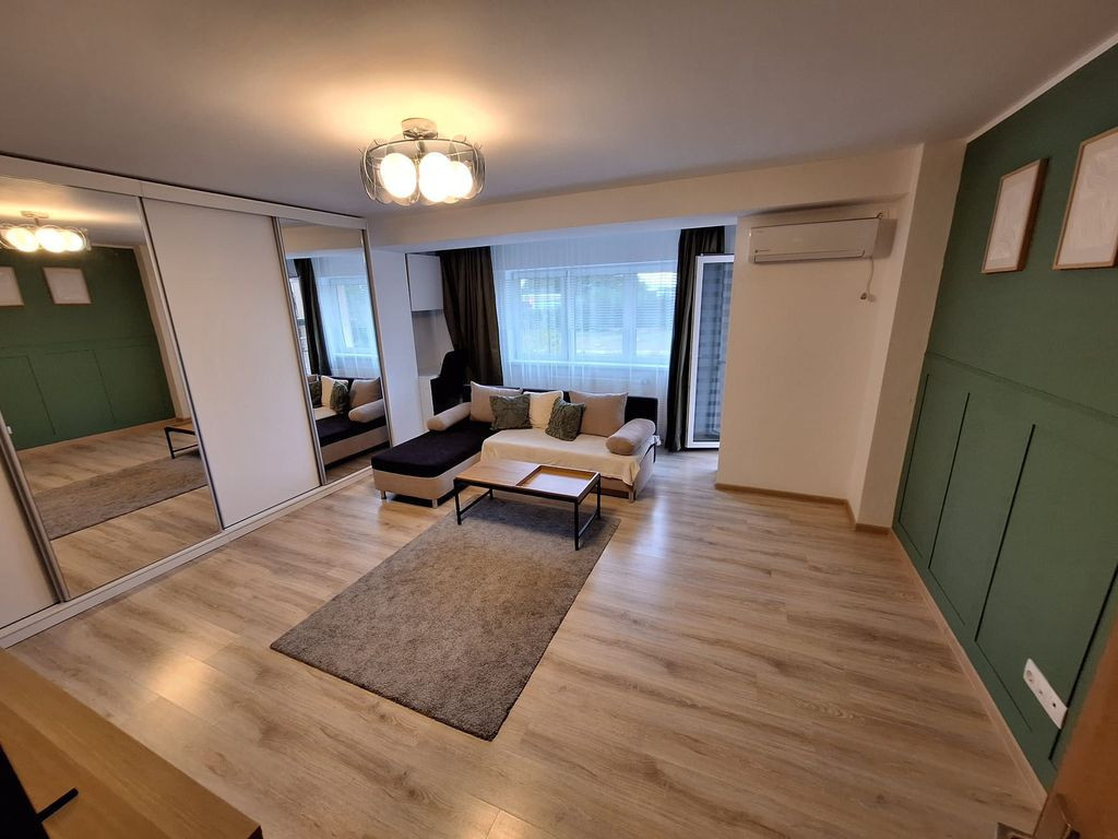 2 camere - DECOMANDAT - Mobilat SI Utilat - Parcare Subte...