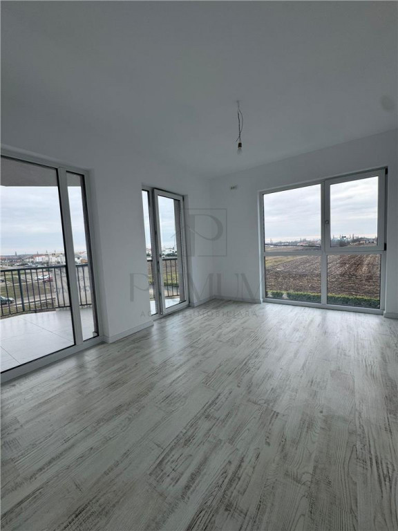 Dumbravita - Etaj 1 si 2 - Loc de parcare inclus - Magazin