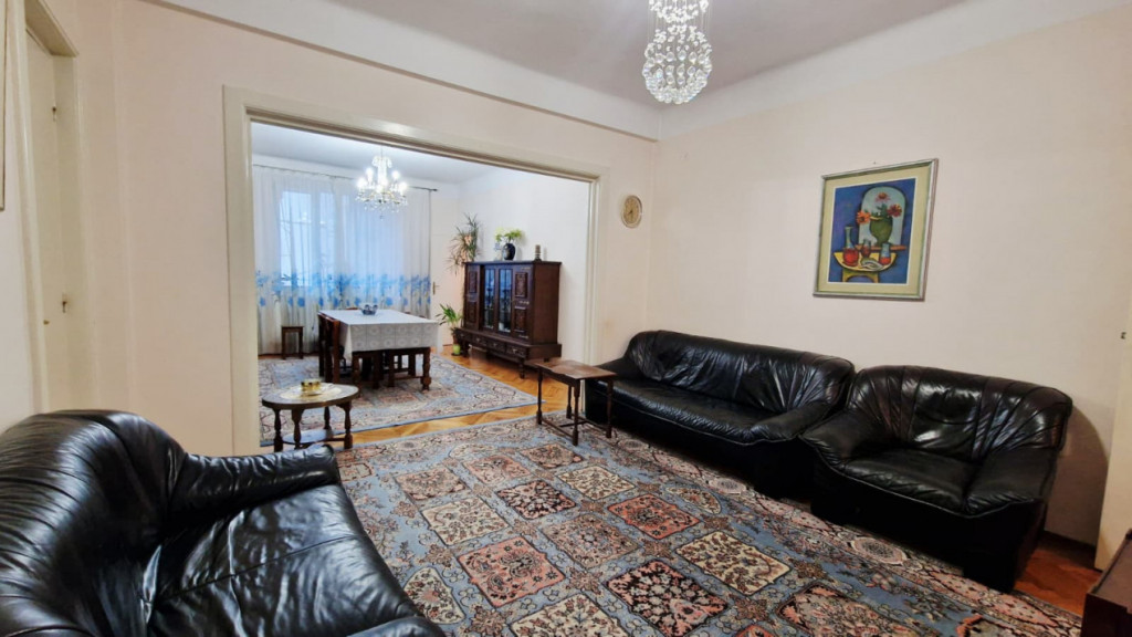 Apartament 3 camere Universitate-Calderon, etaj 2, 93mp