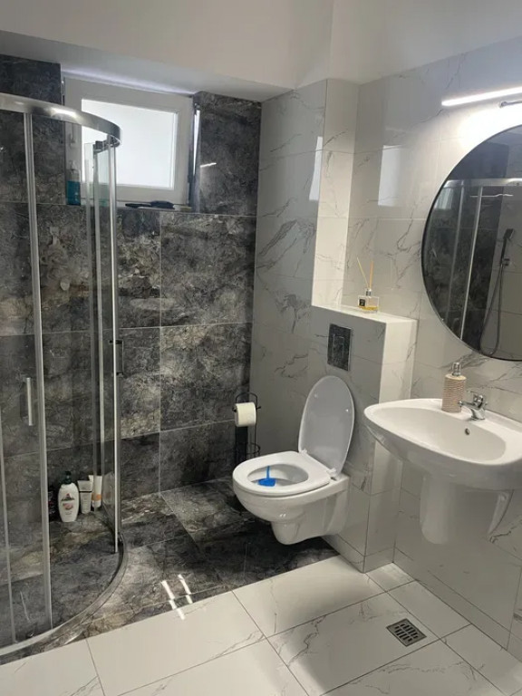 Apartament cu 2 Camere Decomandate - Bloc Nou Zona Obcini