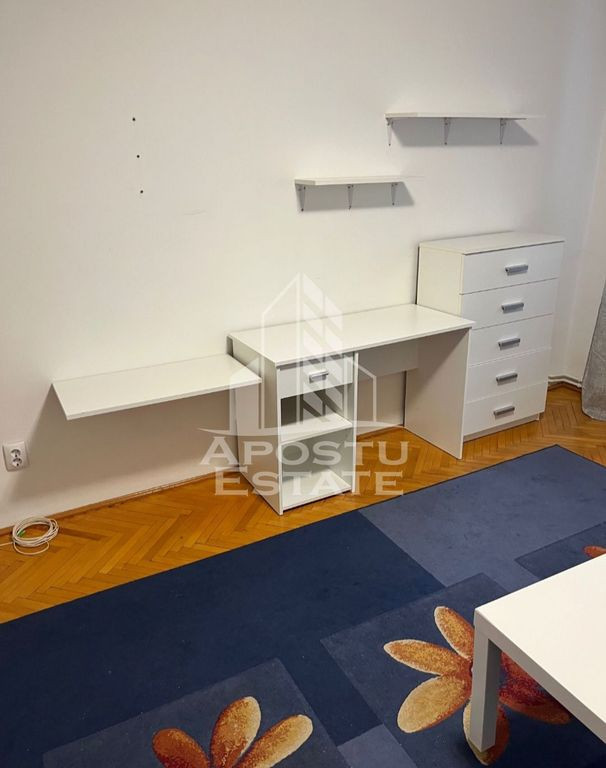 Apartament cu o camera,decomandat,Complexul Studentesc