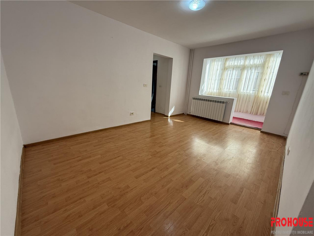 Mioritei - lg. Piata Nord - 3 camere - parter cu balcon